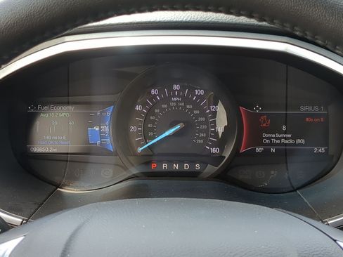 Used 2017 Ford Edge Titanium w/ Equipment Group 302A AWD/4WD image 23