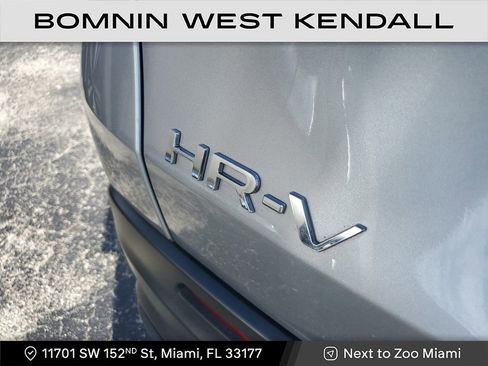 Used 2024 Honda HR-V LX image 11