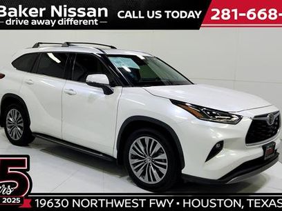 Used 2021 Toyota Highlander Platinum