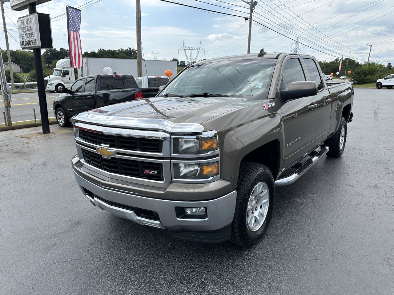 Used 2015 Chevrolet Silverado 1500 LT AWD/4WD image 8