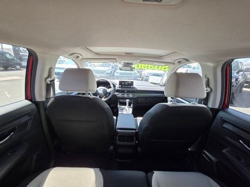 Used 2023 Honda CR-V EX image 12