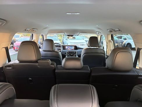 New 2026 Nissan Armada SV RWD image 32