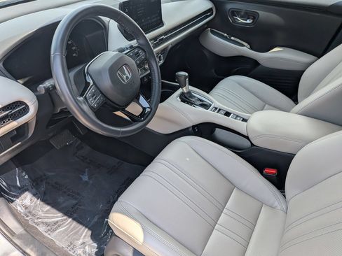 Certified 2025 Honda HR-V EX-L image 11