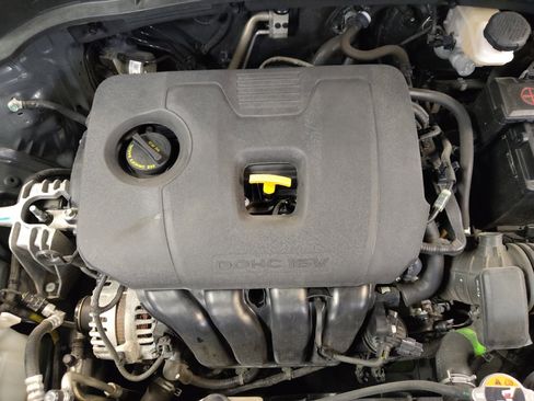 Used 2021 Kia Soul LX FWD image 30