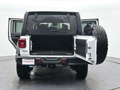 Used 2024 Jeep Wrangler Unlimited Rubicon 4xe AWD/4WD image 42