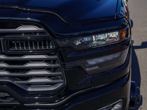 New 2026 RAM 3500 Big Horn AWD/4WD image 10