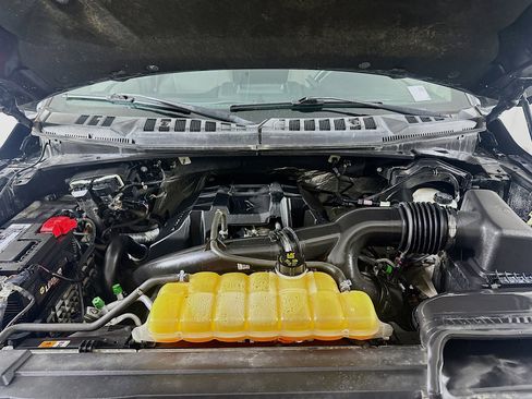 Used 2017 Ford F150 XLT w/ Equipment Group 302A Luxury image 32