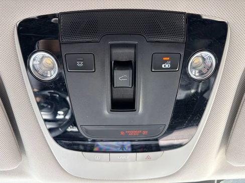 Certified 2022 Kia Sorento EX w/ Panoramic Sunroof Package FWD image 30