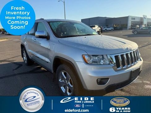 Used 2013 Jeep Grand Cherokee Limited w/ Trailer Tow Group IV AWD/4WD image 1