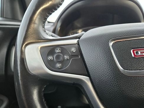 Used 2020 GMC Terrain SLE w/ Driver Convenience Package image 18