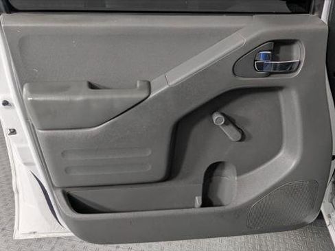 Used 2019 Nissan Frontier S image 13