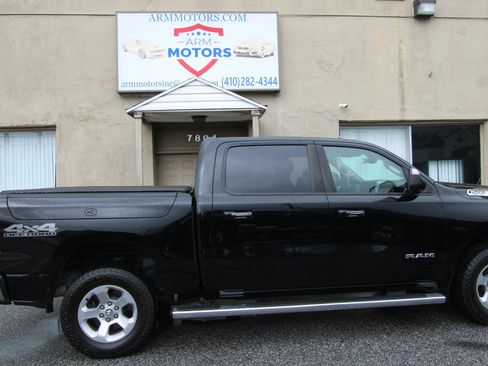 Used 2019 RAM 1500 Big Horn AWD/4WD image 4