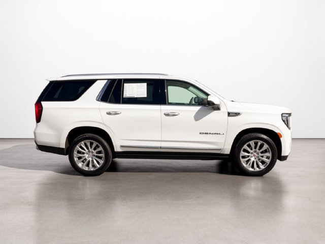 Used 2023 GMC Yukon Denali AWD/4WD image 6