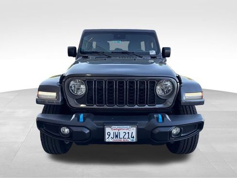 Used 2024 Jeep Wrangler Unlimited AWD/4WD image 8