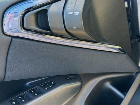 Used 2025 BMW X3 xDrive30i w/ Premium Package image 24