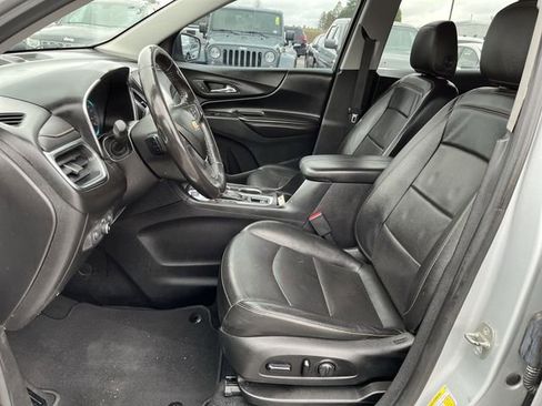 Used 2018 Chevrolet Equinox Premier FWD image 15