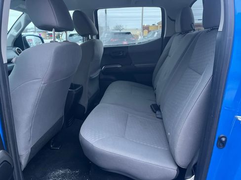 Certified 2021 Toyota Tacoma SR5 image 26