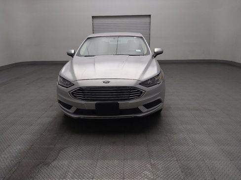 Used 2017 Ford Fusion SE w/ Fusion SE Technology Package FWD image 15