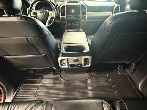 Used 2019 Ford F350 Lariat AWD/4WD image 17