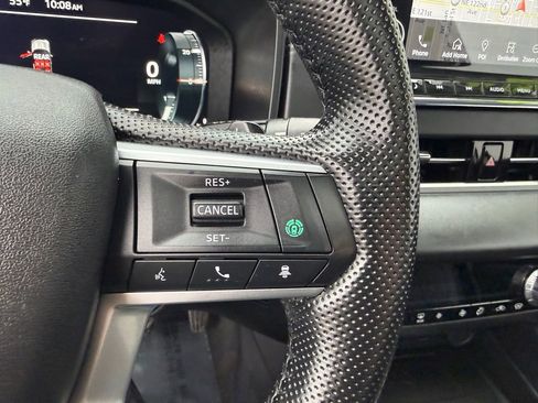 Used 2024 Mitsubishi Outlander SE image 36