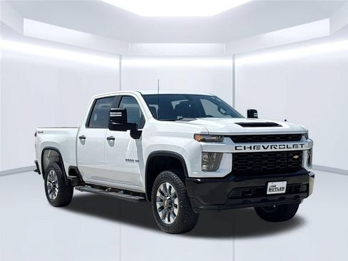 Used 2022 Chevrolet Silverado 2500 Custom AWD/4WD image 10