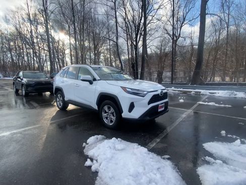 Used 2024 Toyota RAV4 XLE image 8