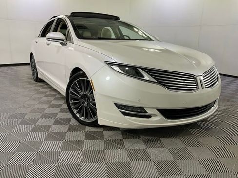 Used 2014 Lincoln MKZ AWD image 35