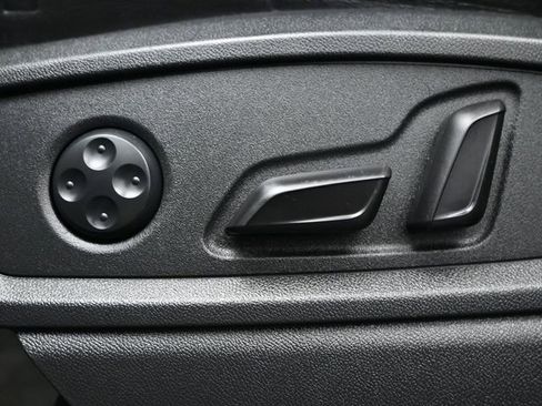 Used 2021 Audi Q5 2.0T Premium w/ Convenience Package image 9