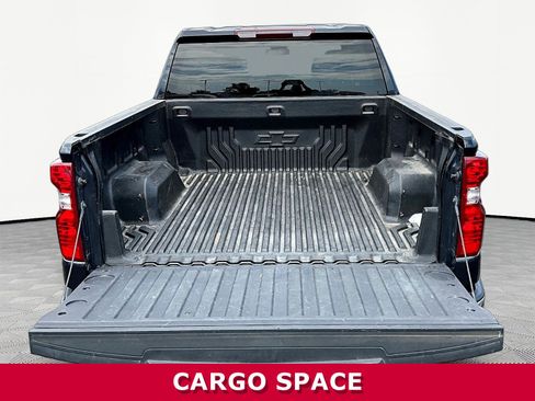 Used 2022 Chevrolet Silverado 1500 LT AWD/4WD image 7