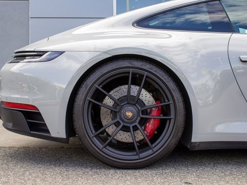 Used 2024 Porsche 911 Carrera GTS w/ Premium Package image 6