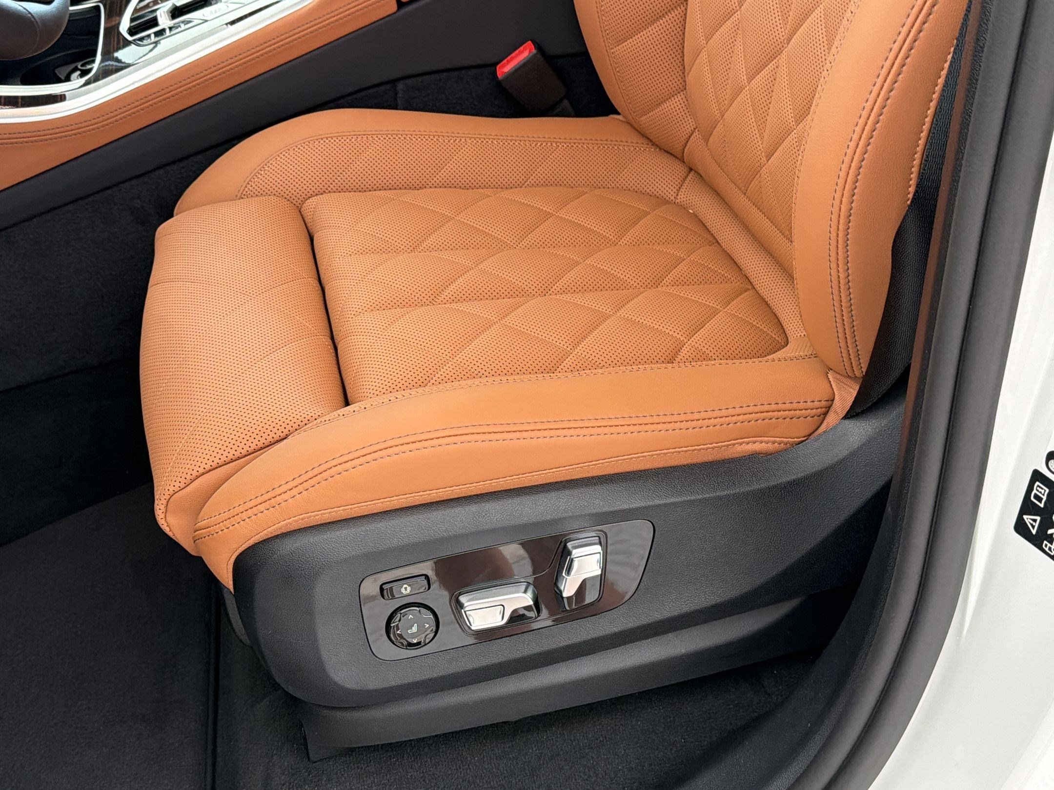 New 2026 BMW X5 xDrive40i AWD/4WD image 15
