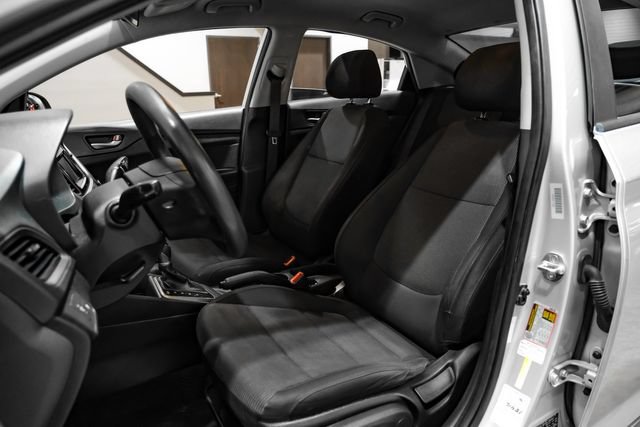 Used 2019 Hyundai Accent SE FWD image 33