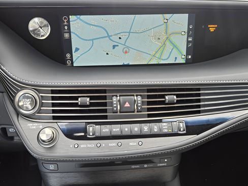 Used 2018 Lexus LS 500 AWD w/ Interior Upgrade Package image 15