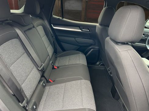 New 2026 GMC Terrain Elevation FWD image 18