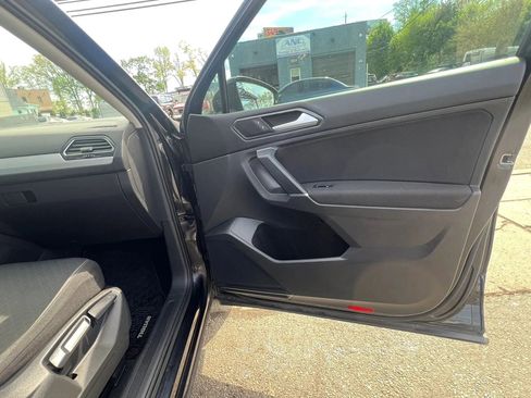 Used 2018 Volkswagen Tiguan S FWD image 30