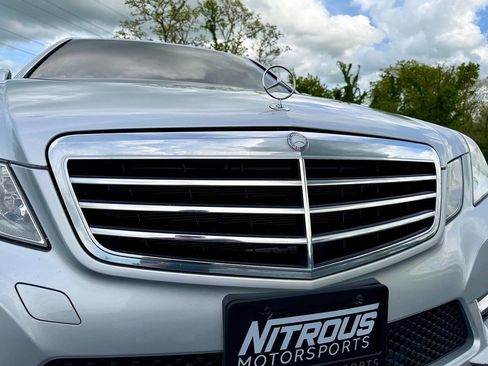 Used 2013 Mercedes-Benz E 350 4MATIC Sedan image 8