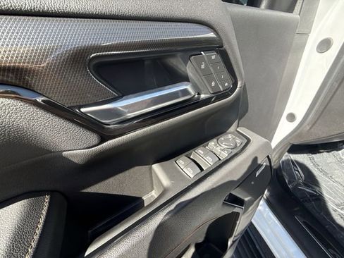Used 2026 GMC Sierra 2500 AT4 w/ AT4 Premium Plus Package AWD/4WD image 13