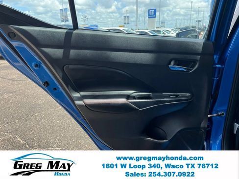 Used 2024 Nissan Versa SR FWD image 16