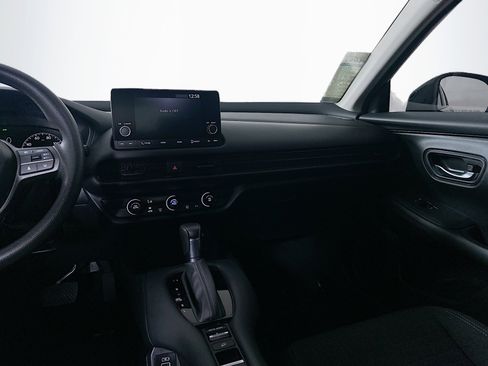 Used 2023 Honda HR-V LX image 19