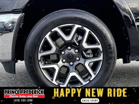 Used 2025 RAM 1500 Laramie image 8