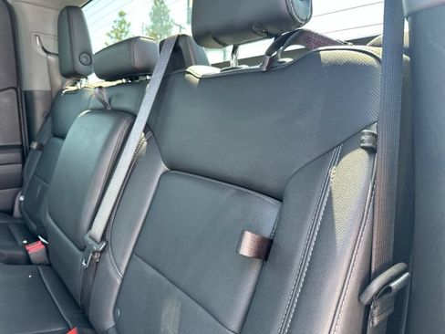 Certified 2024 GMC Sierra 1500 SLT RWD image 23