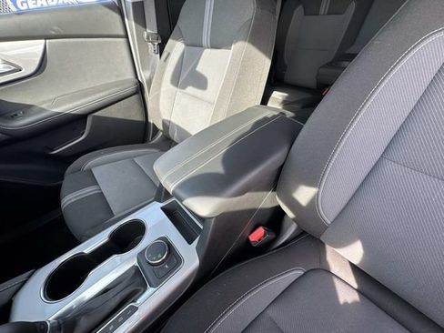 Used 2025 Chevrolet Blazer LT FWD image 48