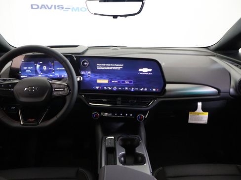 New 2026 Chevrolet Equinox EV RS image 15