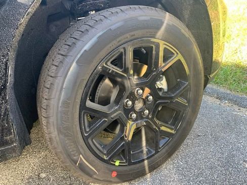 New 2025 Ford Maverick XLT w/ XLT Luxury Package image 28