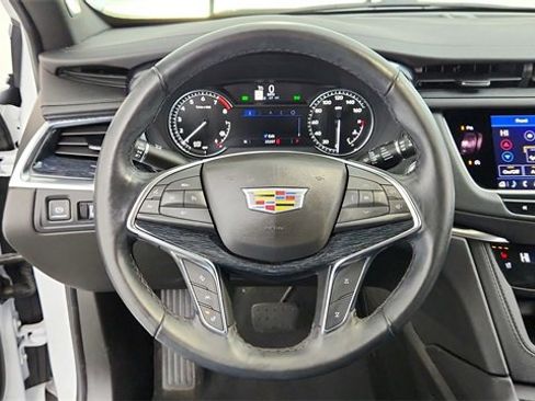 Certified 2024 Cadillac XT5 Premium Luxury w/ LPO, Floor Liner Package image 14