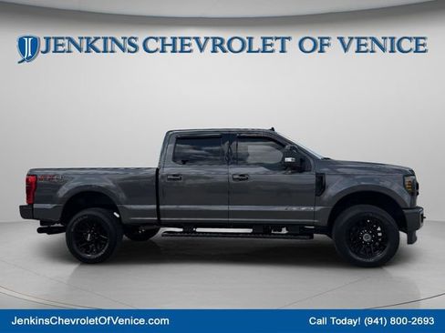 Used 2019 Ford F250 Lariat w/ Lariat Ultimate Package AWD/4WD image 4