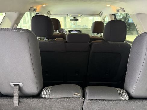 Used 2020 Nissan Pathfinder S image 31