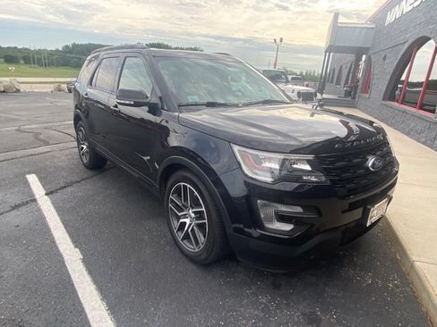 Used 2017 Ford Explorer Sport w/ Equipment Group 401A AWD/4WD image 1