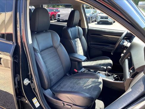 Used 2020 Mitsubishi Outlander SE AWD/4WD image 7