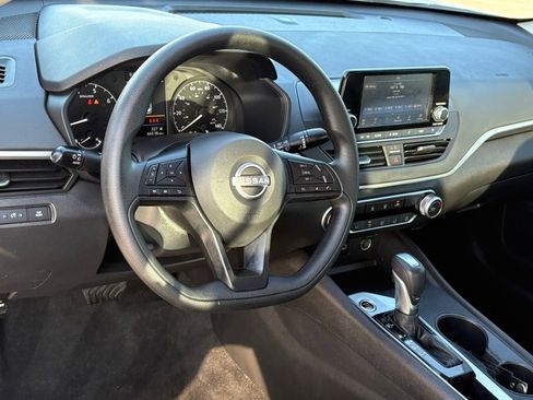 Certified 2024 Nissan Altima 2.5 S image 14